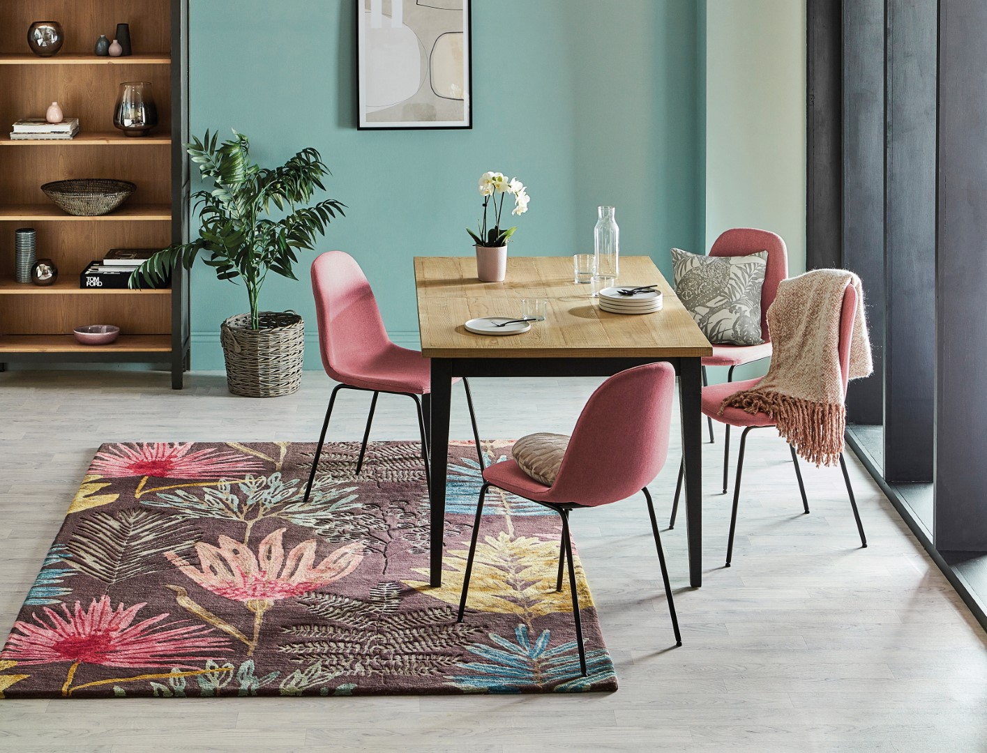 Har Yassuni Cerise 040405 Sfeer A