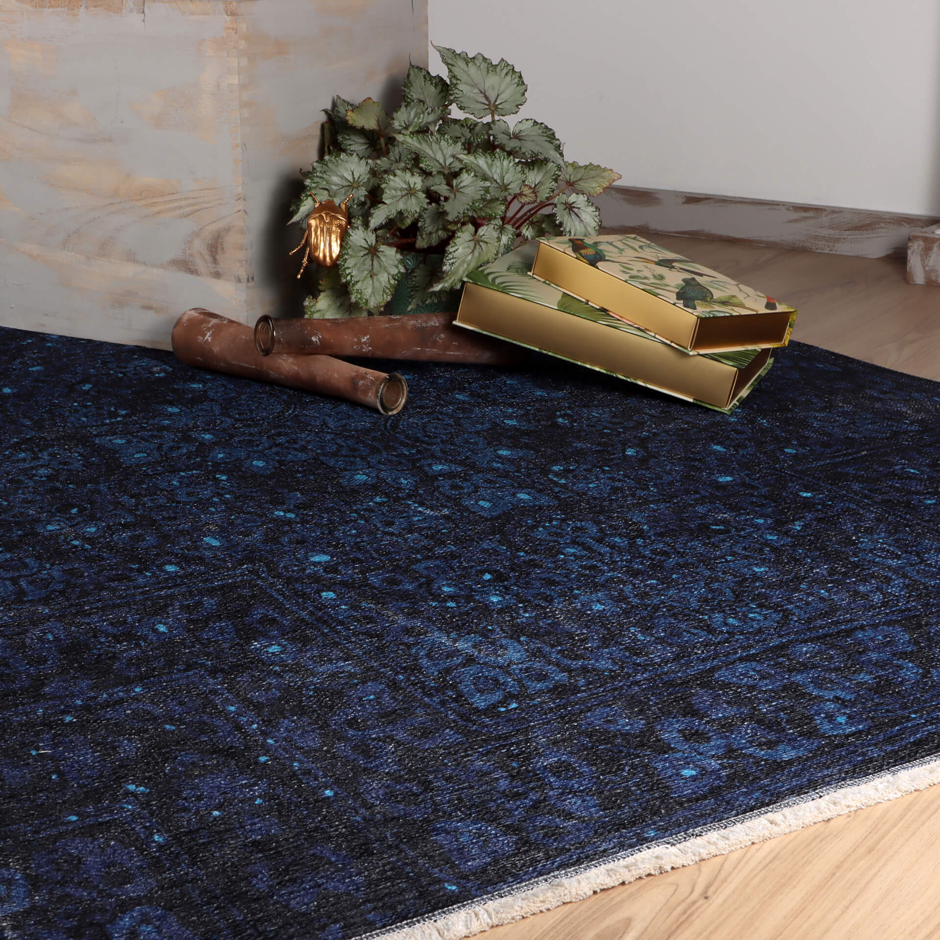 Azteca 550 Blue